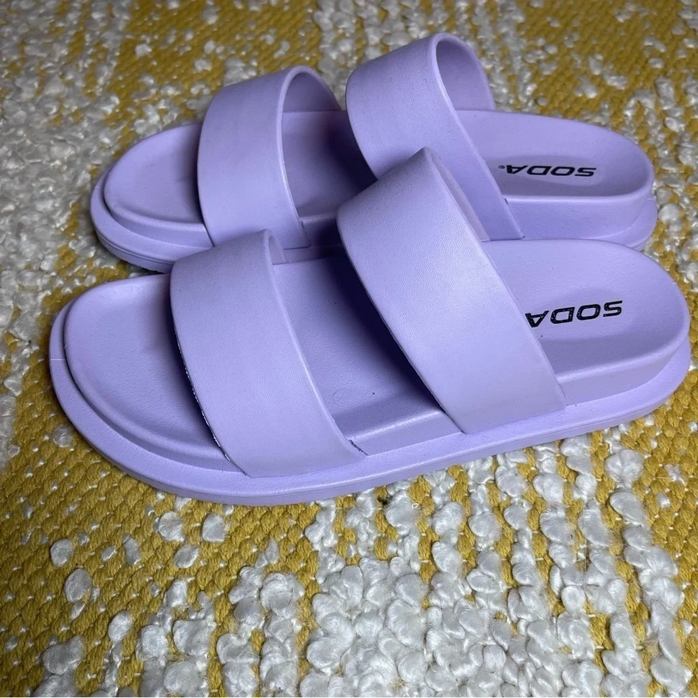 Soda Purple Sandals Size 7